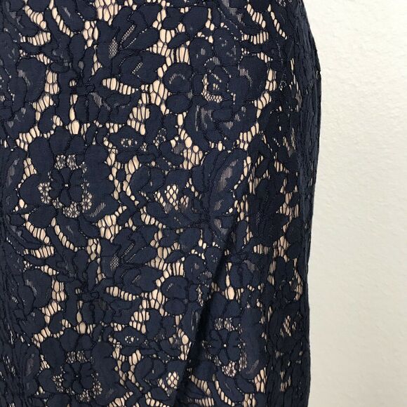 Fame and Partners Lace Sheath Bodycon Dress - Picture 6 of 11